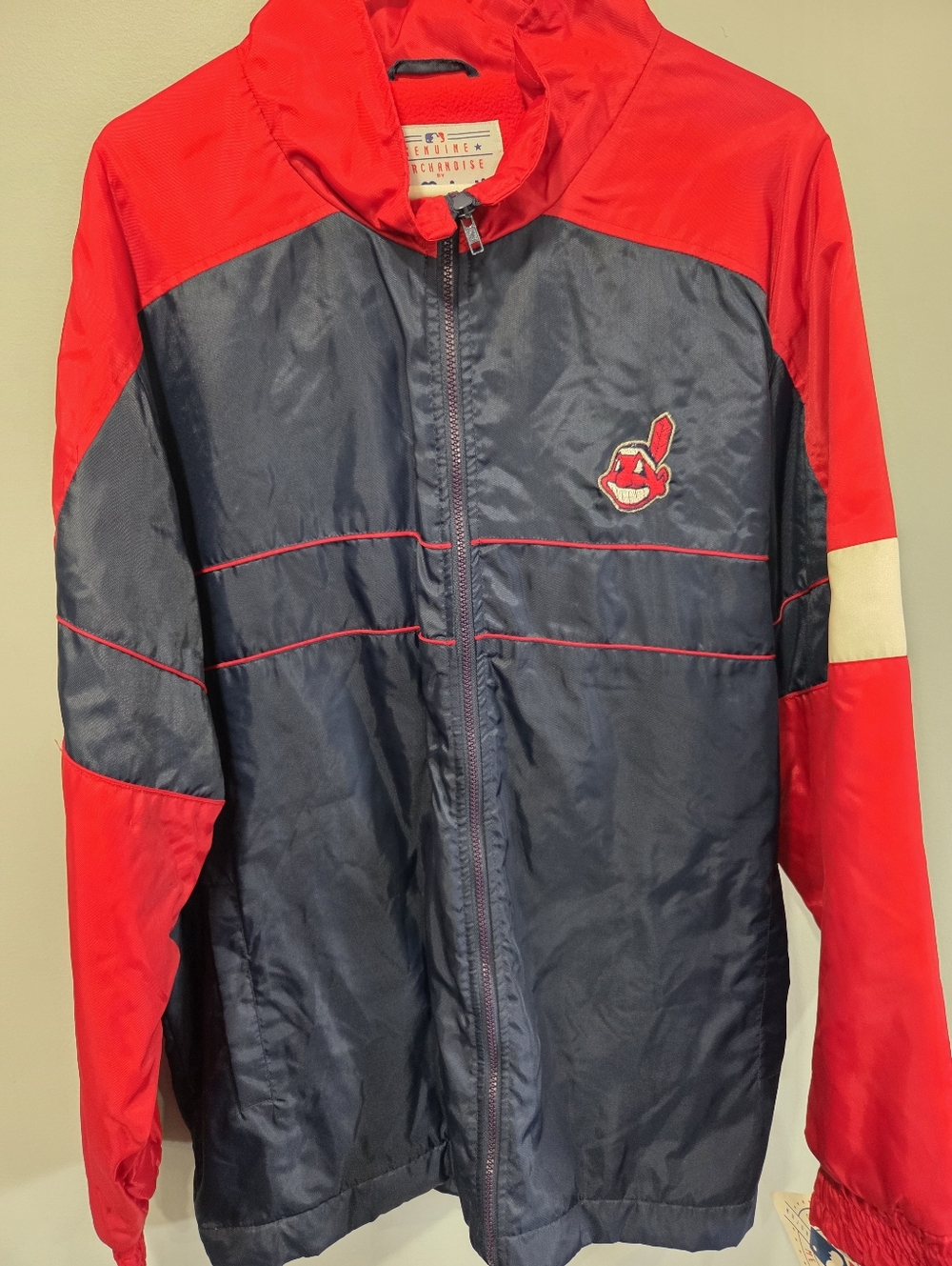 New With Tags Majestic MLB Clevland Indians Mens Medium Coat